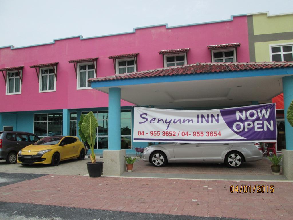 珍南海滩 Oyo 275微笑旅馆酒店 外观 照片